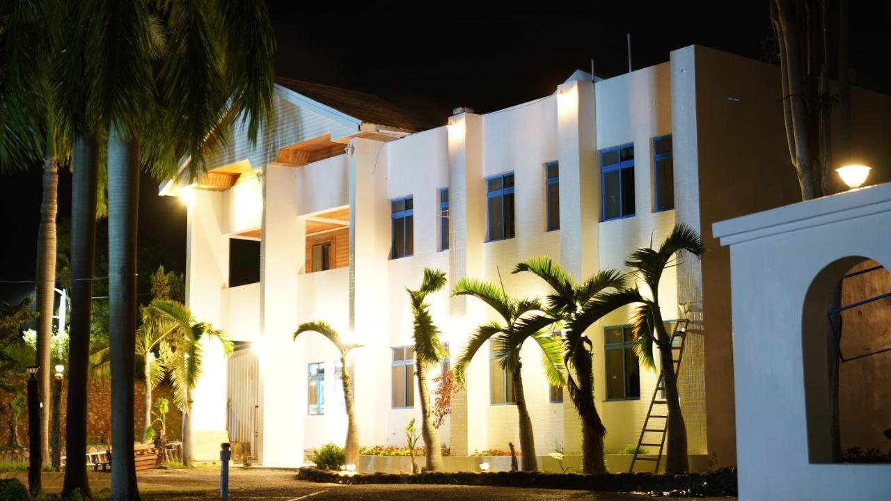 Hotel Super White T'ai-tung Exterior foto